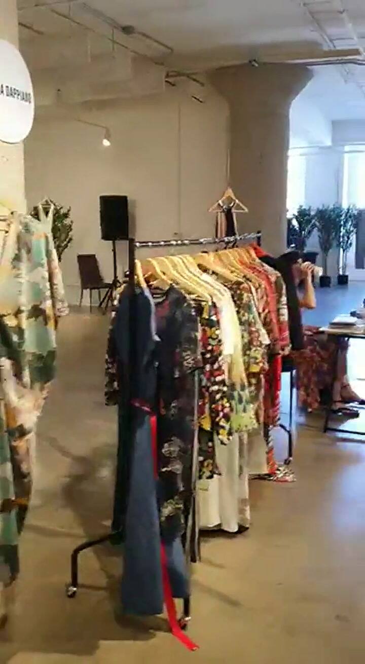 Mariana Cortés muestra el espacio de los diseñadores argentinos en Los Angeles