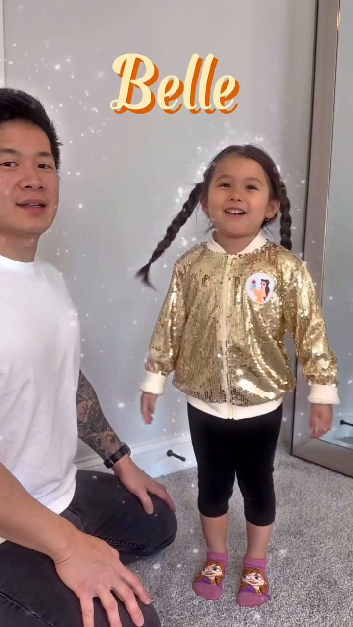 La familia Hung sube divertidos videos de su día a día a las redes sociales