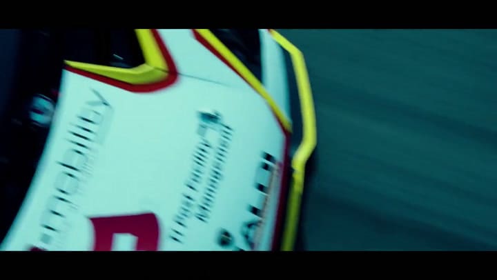 Veloz Como el Viento - Trailer