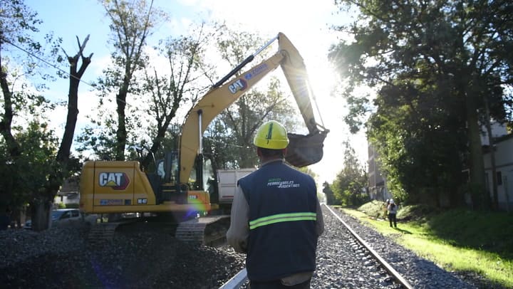 Miter Train: Operates at Carruba Station