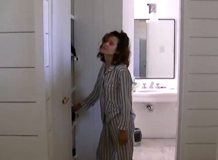 El videoclip oficial de 'Romeo y Violeta', de Juan Ingaramo. Fuente: Youtube