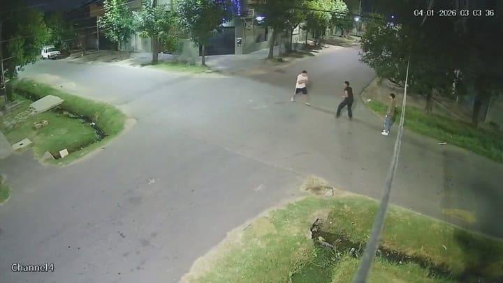 Lomas de Zamora: una joven quedó inconsciente tras recibir una brutal patada a la cabeza durante una pelea callejera