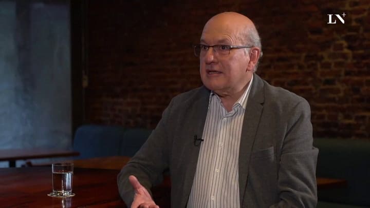 Enrique Piñeyro “Compré el avión para ponerlo al servicio de mi ONG”