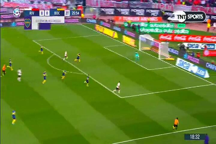 Atajada de Andrada a Borré - Fuente: TNT Sports