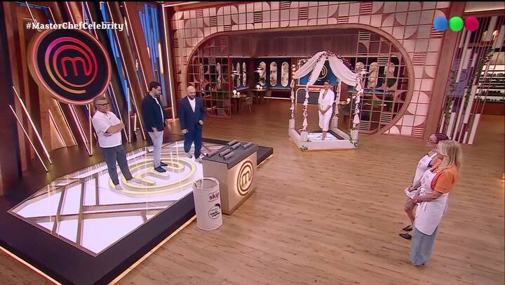 Susana Roccasalvo y La Joaqui recibieron el delantal gris este miércoles 4 de febrero