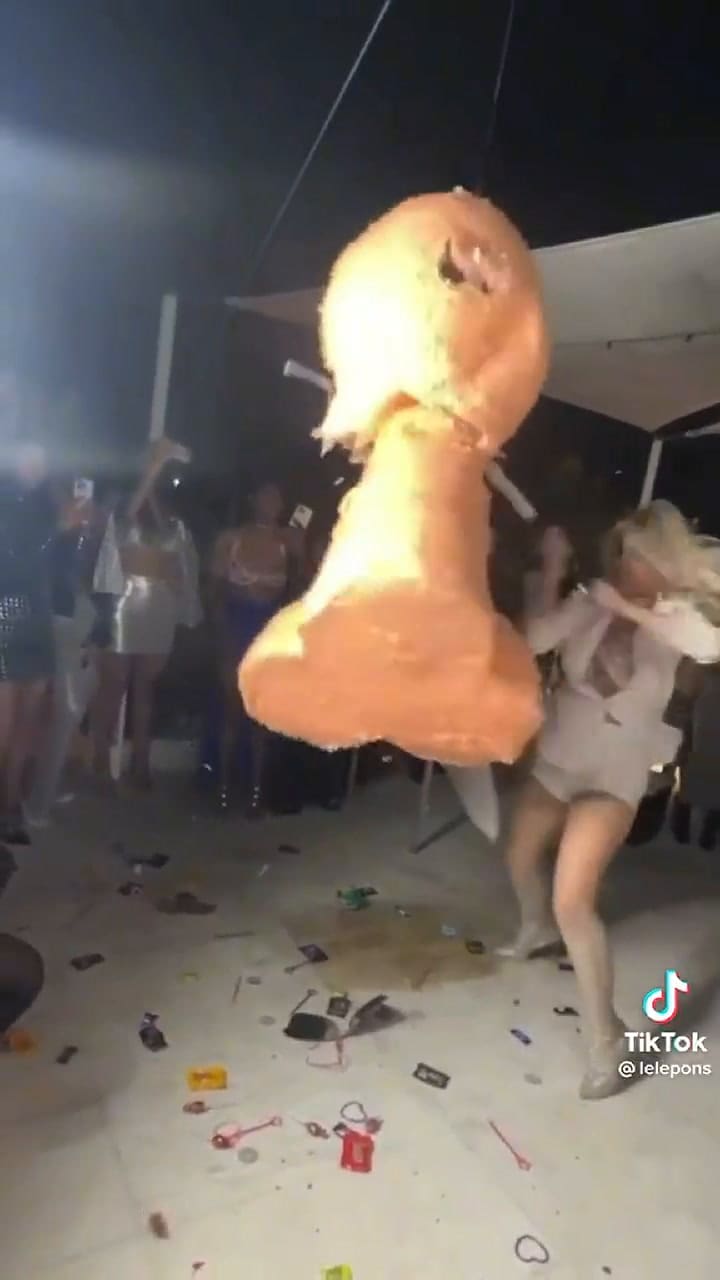Lele Pons organizó una gran despedida de soltera con todas sus amigas en Miami