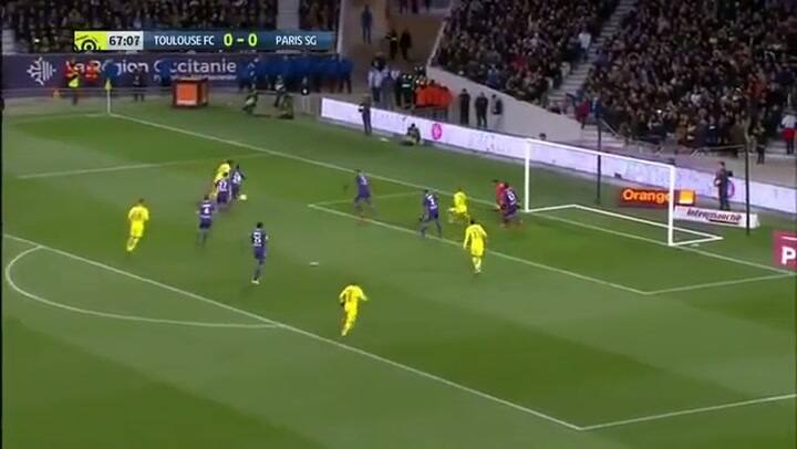 Neymar convirtió el único gol en el triunfo de PSG sobre Toulouse