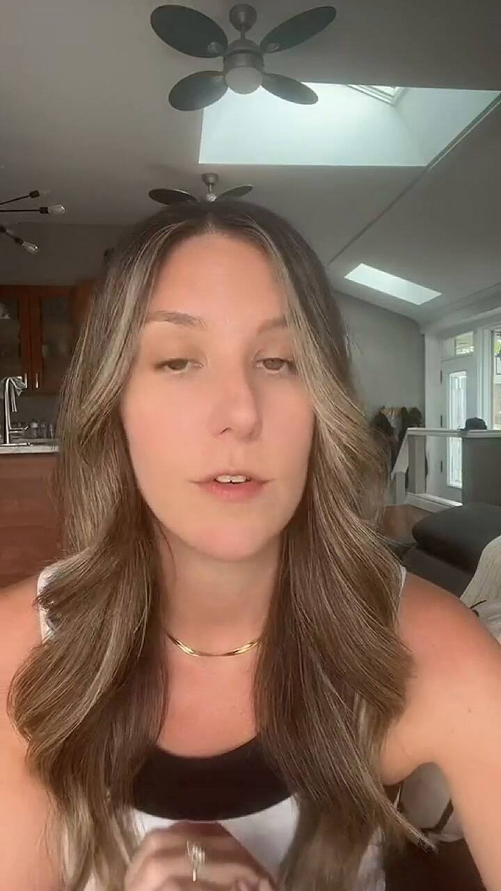 Un bocadillo rápido le costó cientos de dólares a una pareja canadiense en Grecia