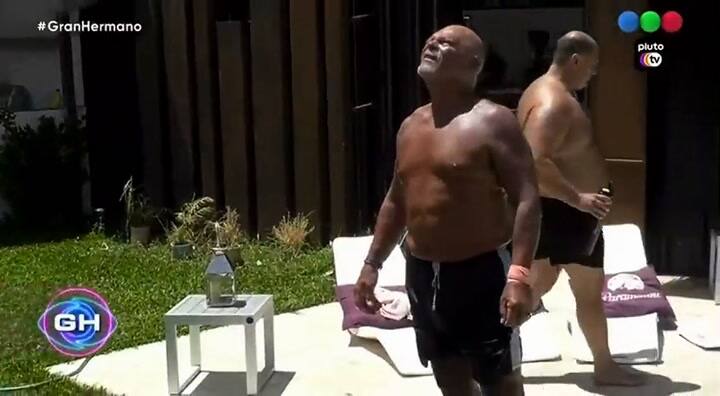 Alfa inventó un protector solar casero