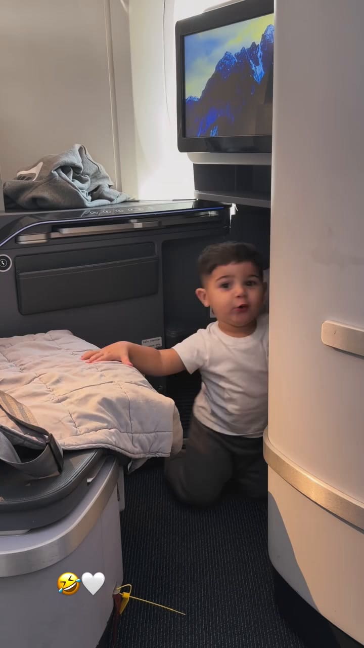 Valentina Cervantes shared the moment she was on the plane back to London