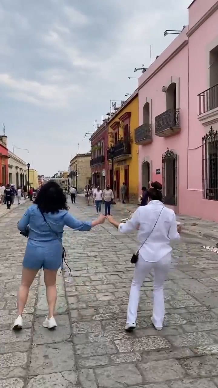 Eva Longoria baila en Oaxaca canción de Selena Quintanilla
