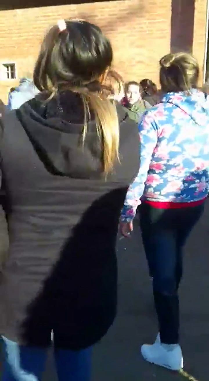 Pelea entre mujeres en la fila para la visita de presos del penal de Piñero, en Santa Fe