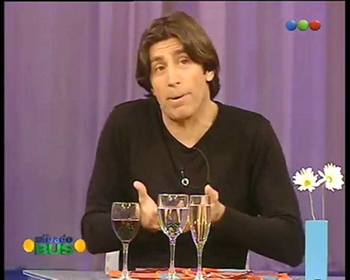 María Eugenia Molinari habla de su carrera en Sábado Bus