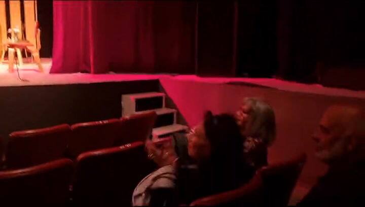 Coca Calabró en función de Perdidamente.