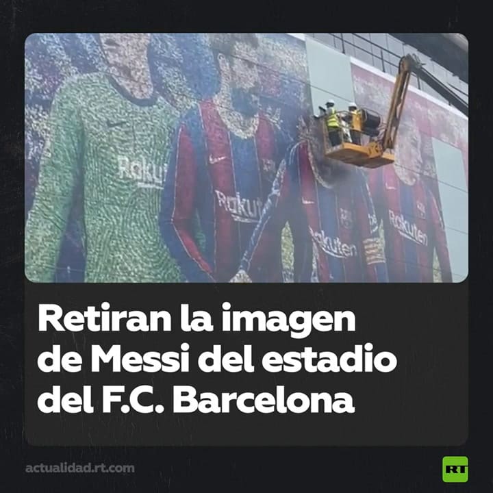 Retiran la imagen de Messi del exterior del Camp Nou