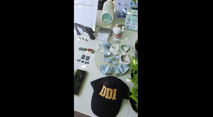 Allanamiento por efectivos de la DDI de Lomas de Zamora