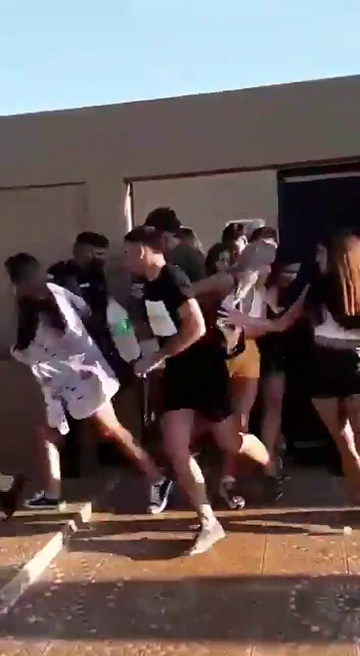 Un joven descubrió que su novia lo engañaba por un video que se viralizó en las redes