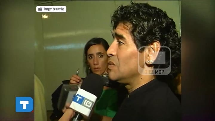 Archivo Canal 10 Maradona en el tren del Alba