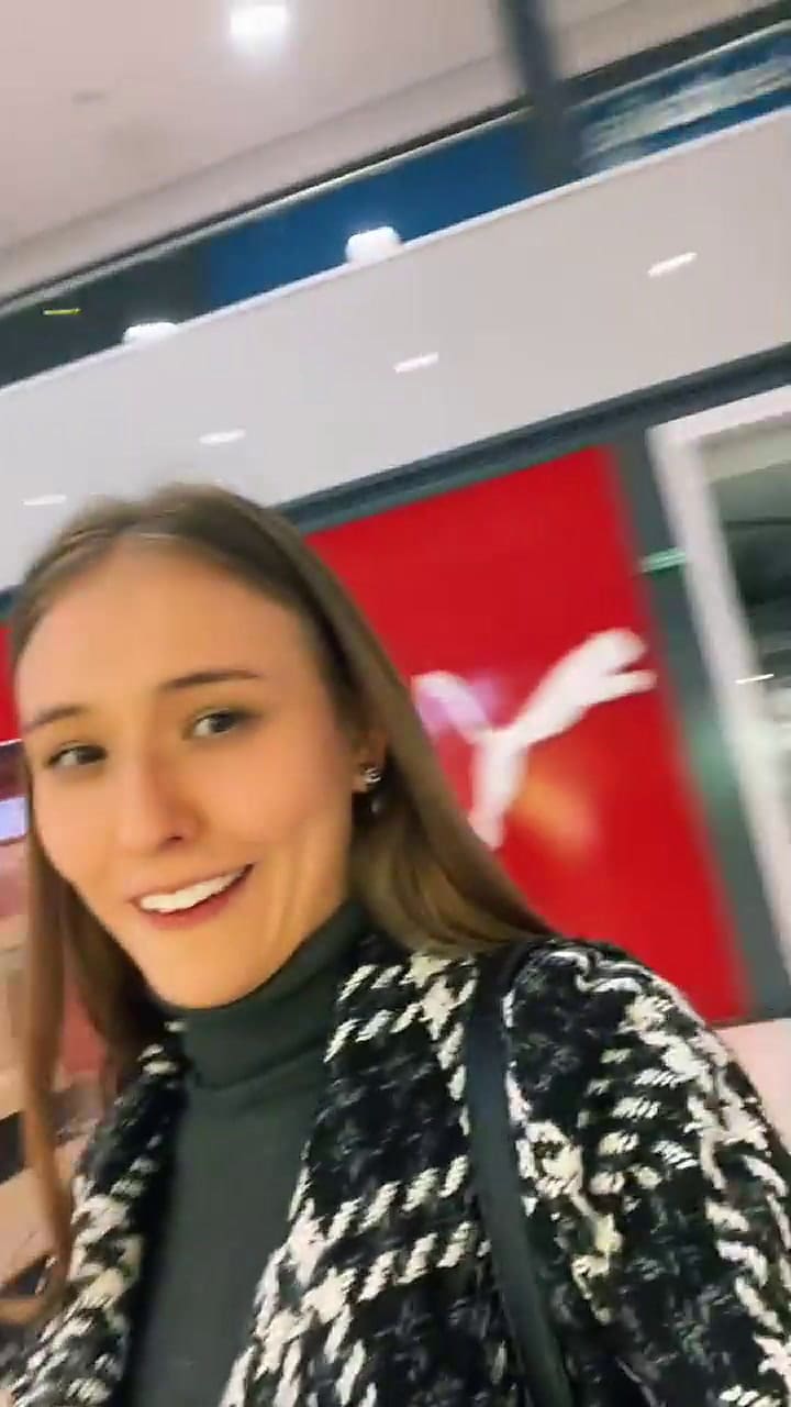 Sabrina y Andrés se quedaron encerrados en un shopping