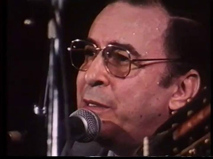JOAO GILBERTO - INSENSATEZ. Fuente: Youtube