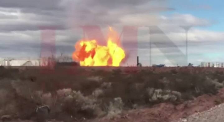 Incendio en Vaca Muerta tras un escape de gas - Crédito: La Mañana de Neuquén