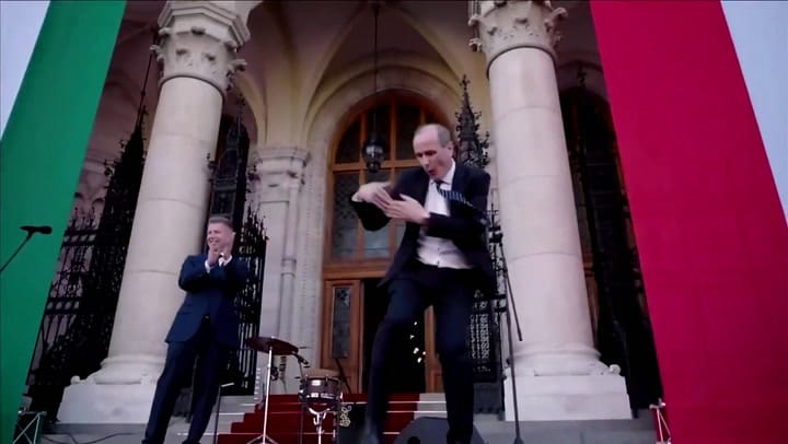 El baile del ministro húngaro