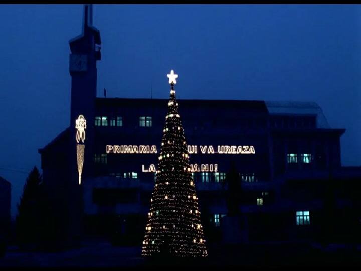 Al este de Bucarest - Trailer