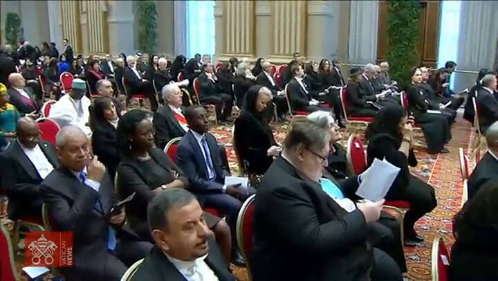 9 enero 2023 - Audiencia a los miembros del Cuerpo Diplomático Papa Francisco