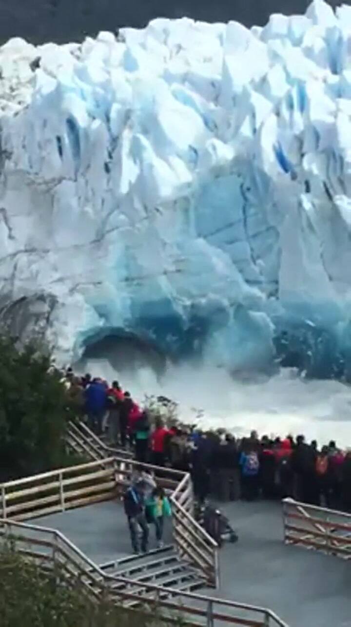 Comenzó la ruptura del Glaciar Perito Moreno