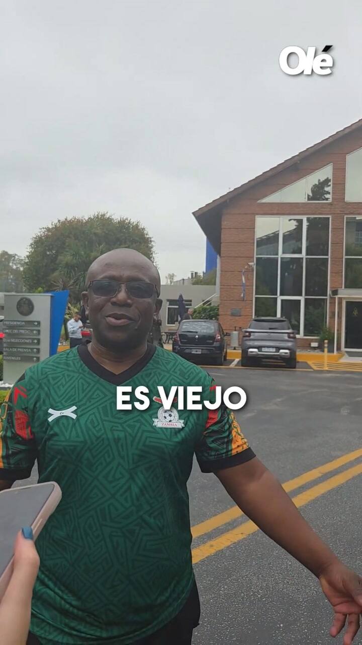 Fashion Sakala eligió a Cristiano Ronaldo por sobre Lionel Messi (Video: Olé)