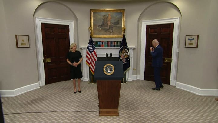 Biden pide 'transformar el dolor en acción' para regular más las armas