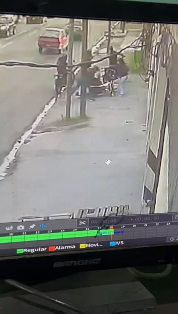 Matan a sangre fría a una joven de 23 años para robarle la moto en el conurbano