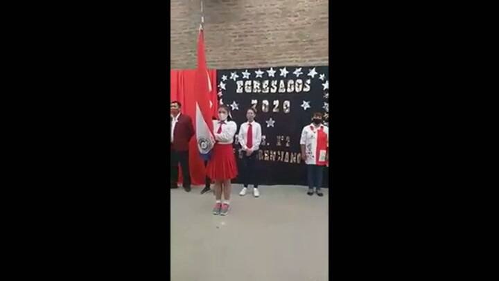 Una escuela del Chaco homenajea al Che Guevara en su acto de cierre del ciclo lectivo