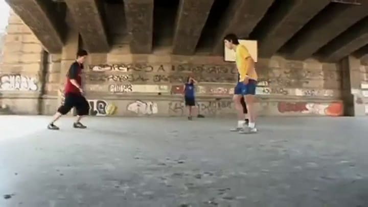 El comercial oculto de Messi - Fuente: YouTube