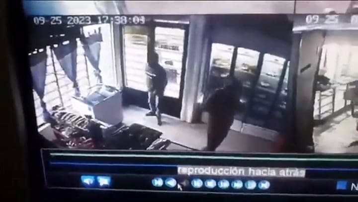 Así fue el violento asalto a la panadería