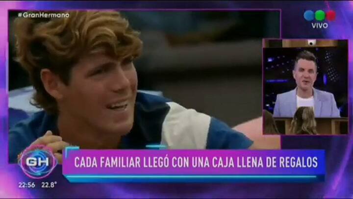 Valentina le entregó a Marcos un amuleto como regalo