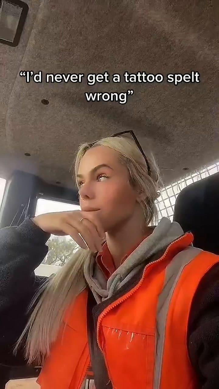 Decidió tatuarse una frase, pero el tatuador cometió un grave error