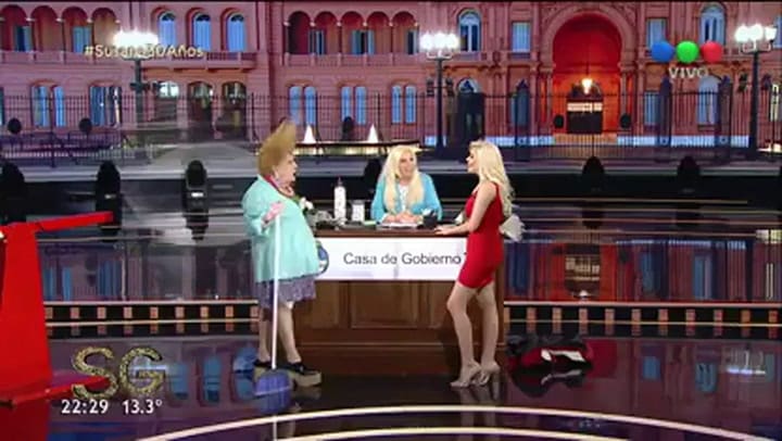 Charlotte habla de la mansión en el programa de Susana Giménez - Fuente: Telefe