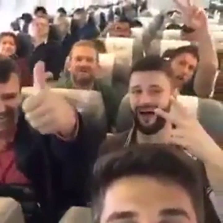 Los jugadores de Chapecoense en el avión antes de salir