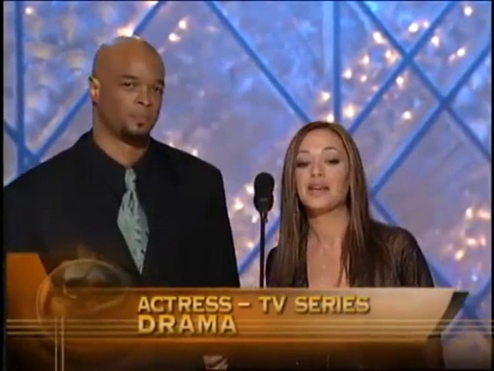 Jennifer Garner gana el Globo de Oro por Alias - Fuente: YouTube