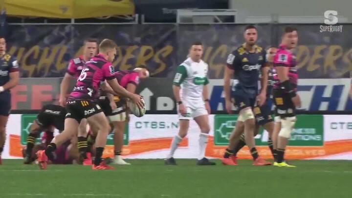 El gran espectáculo de los Highlanders y ChiefsRugby en la vuelta al estadio - Fuente: @SuperRugbyNZ