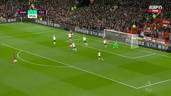 un hat-trick de Cristiano Ronaldo para convertirse en el máximo goleador de la historia del fútbol