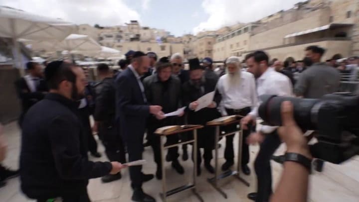 Milei en el Muro de los Lamentos