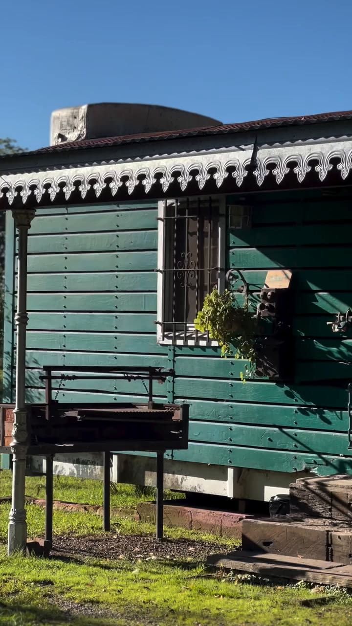 From train to rural shelter: wagons that surprise every visitor