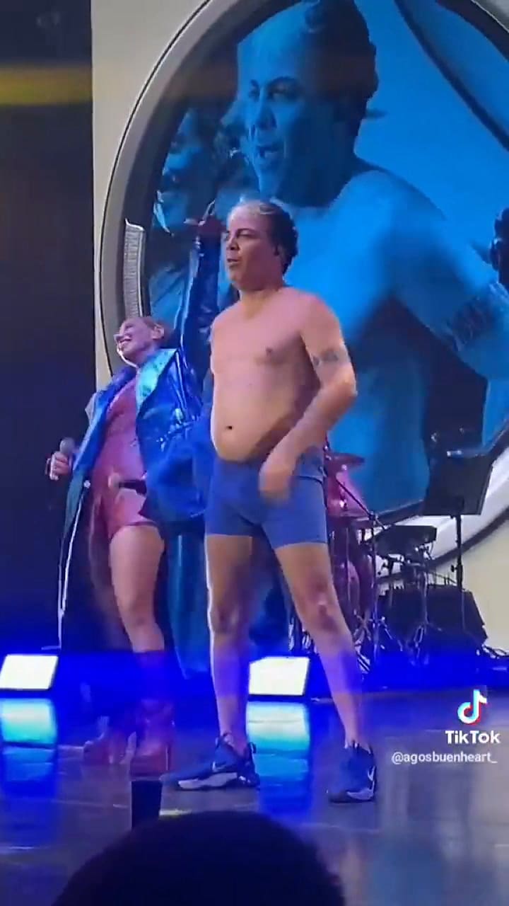 Cristian Castro se quitó la ropa en público y sorprendió a los espectadores de Miranda!