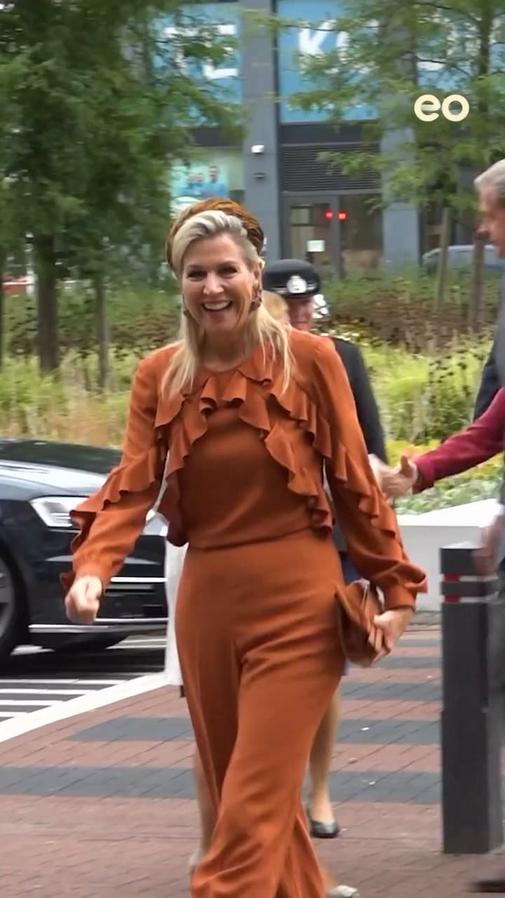 El look monocromático de la reina Máxima