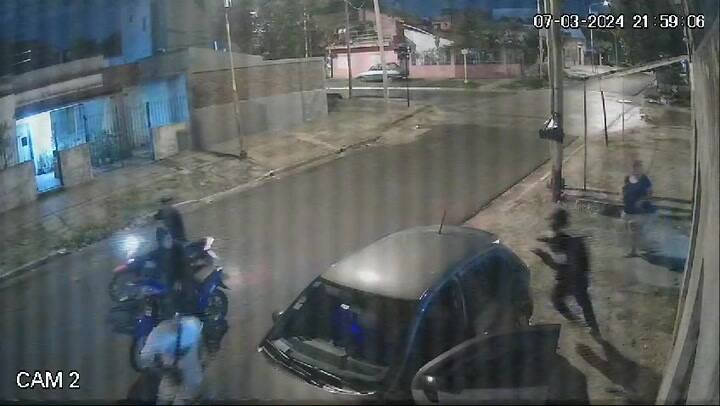 Mujer polcía baleada