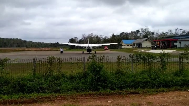 El avión de Susi Air es un Cessna Grand Caravan C208B, que data de 2004 - Fuente: Youtube