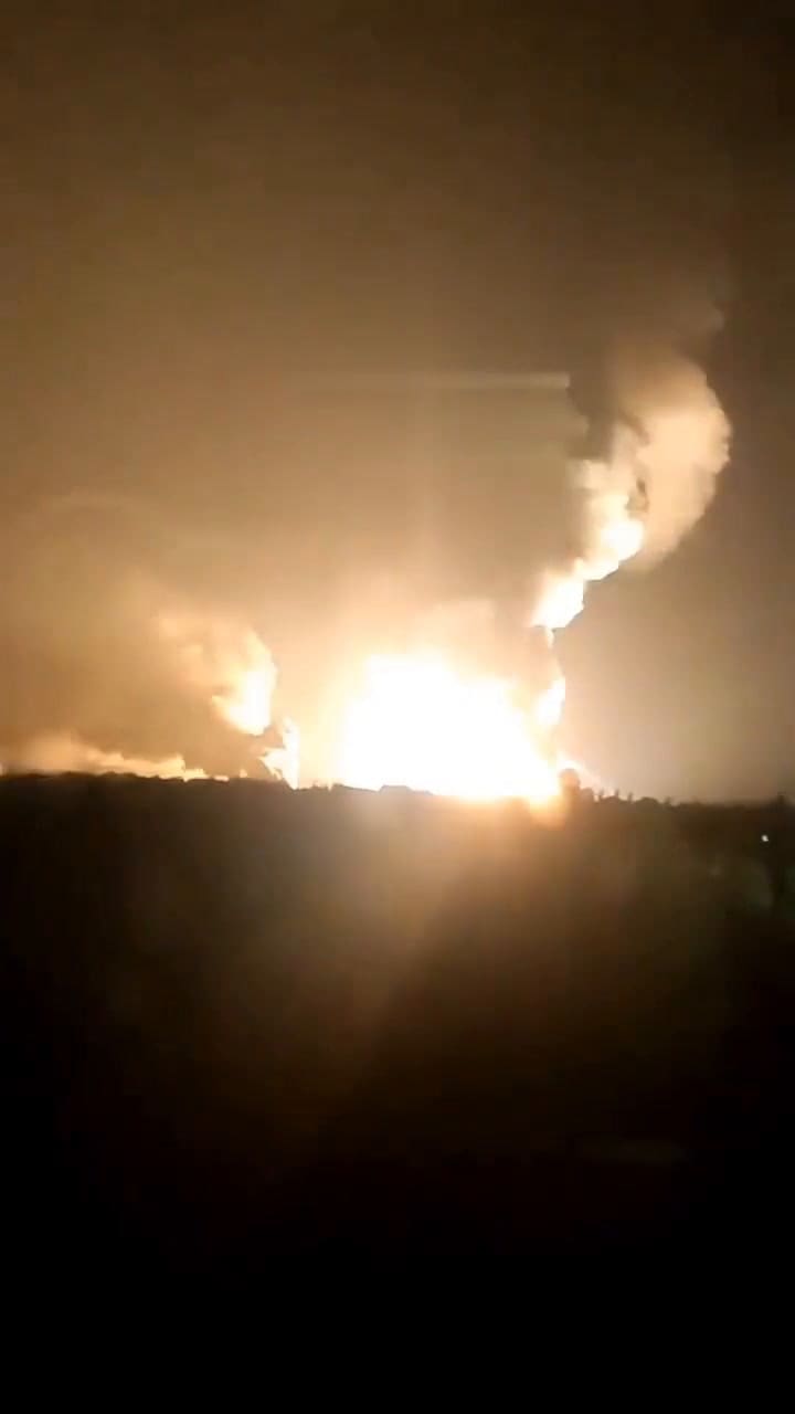 Así destruyó Ucrania el depósito de armas más grande en manos de las tropas rusas