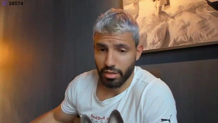 La divertida respuesta de Sergio Agüero a Lionel Messi en Twitch